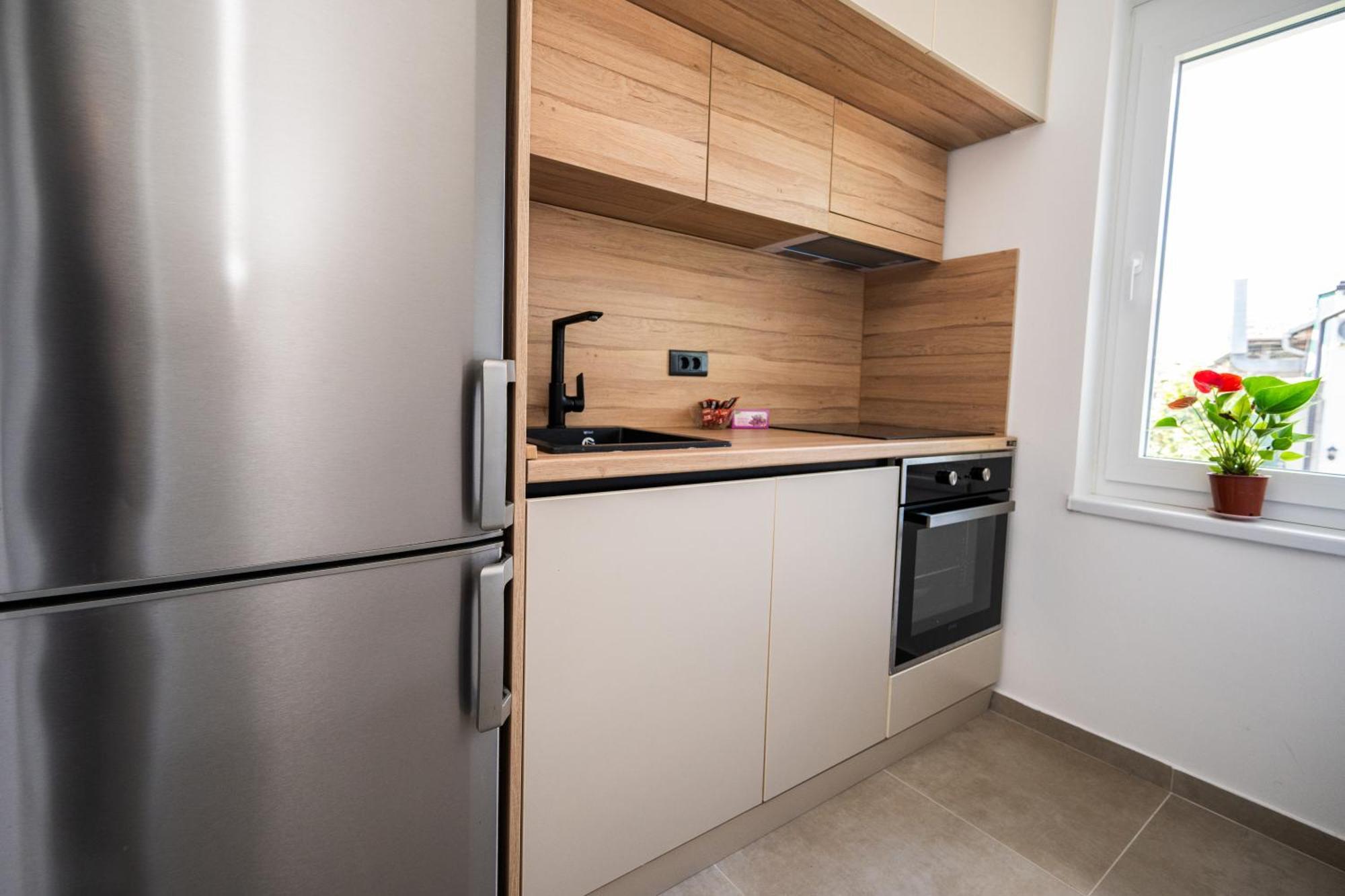 Bright 2Bdr Apartment With Balcony - Free Parking SJJ Exterior photo